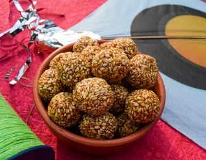 Nuvvula laddu