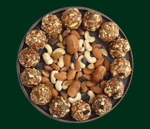 Mixed - Dry fruits laddu